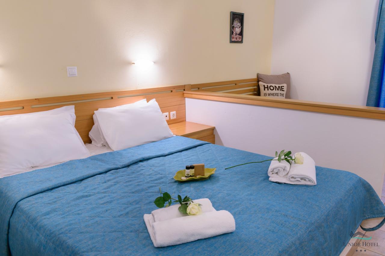 Junior Hotel Iria Luaran gambar