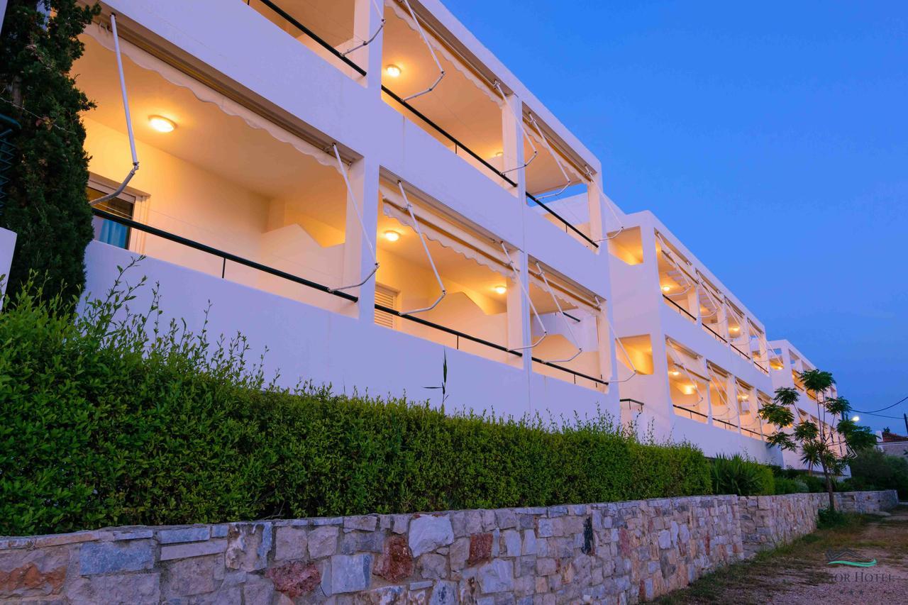 Junior Hotel Iria Luaran gambar