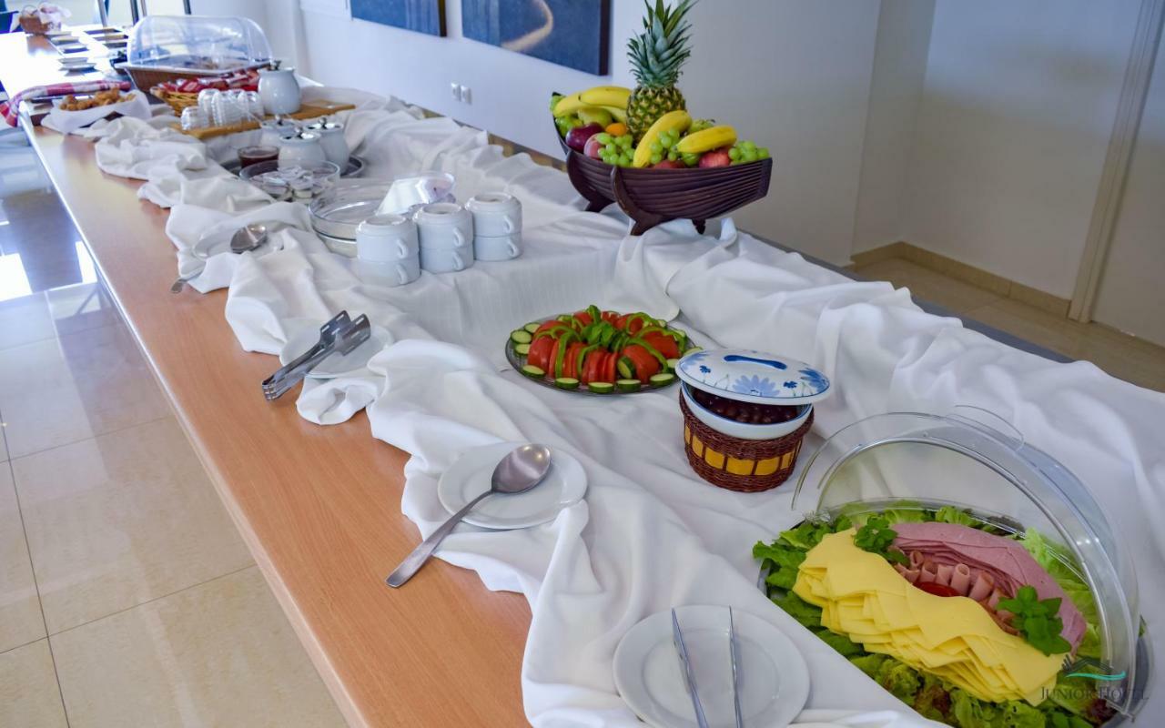 Junior Hotel Iria Luaran gambar